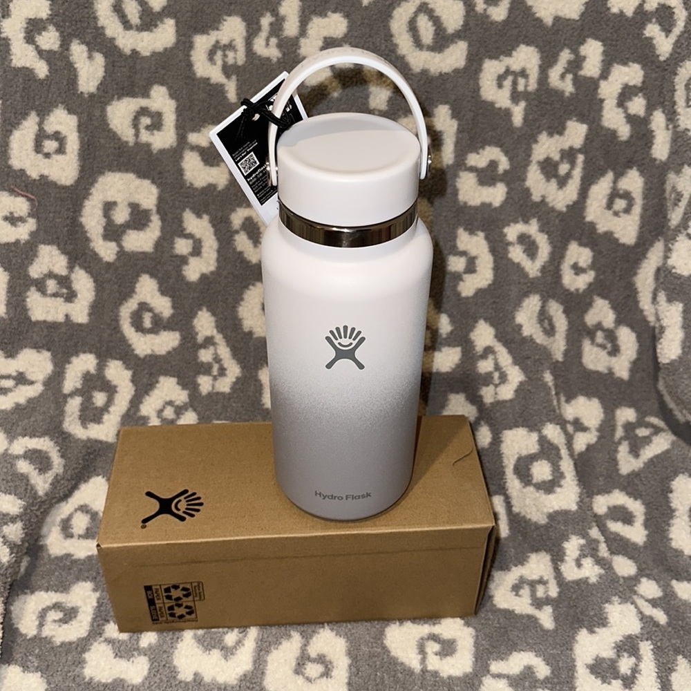 New Hydro Flask 32oz Wide Flex Cap Limited Edition Moonlight 😍 - Picture 16 of 16